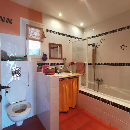 Le Petit Paradis Bed & Breakfast