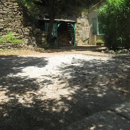 Le Petit Paradis Bed & Breakfast